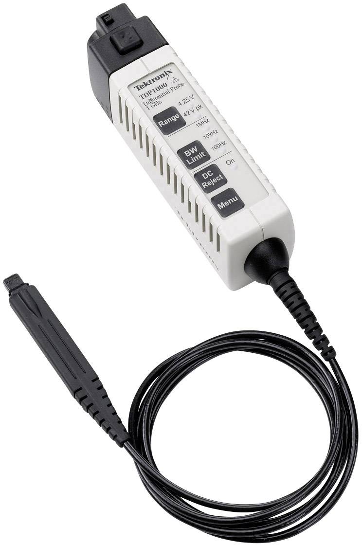 Strømtang af mærket Tektronix med kabel og betjeningsenheder til måling af elektriske strømme, egnet til professionelle anvendelser.