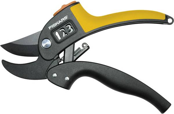 Fiskars 1000575 PowerStep Havesaks  190 mm Ambolt