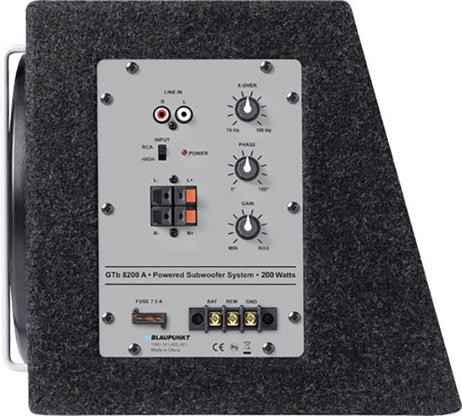 Subwoofer med betjeningspanel, der viser volumenkontrol og tilslutninger til RCA-indgang, fasejustering og Line-In. Mærket 'GTD 8200 A'.