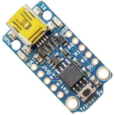'Trinket 5V' mikrokontroller-plade med USB-stik, flere små komponenter og farver til elektronikprojektudvikling.