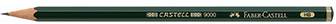 En grøn blyant fra Faber-Castell, model 9000, hårdhedsgrad B, ligger vandret.