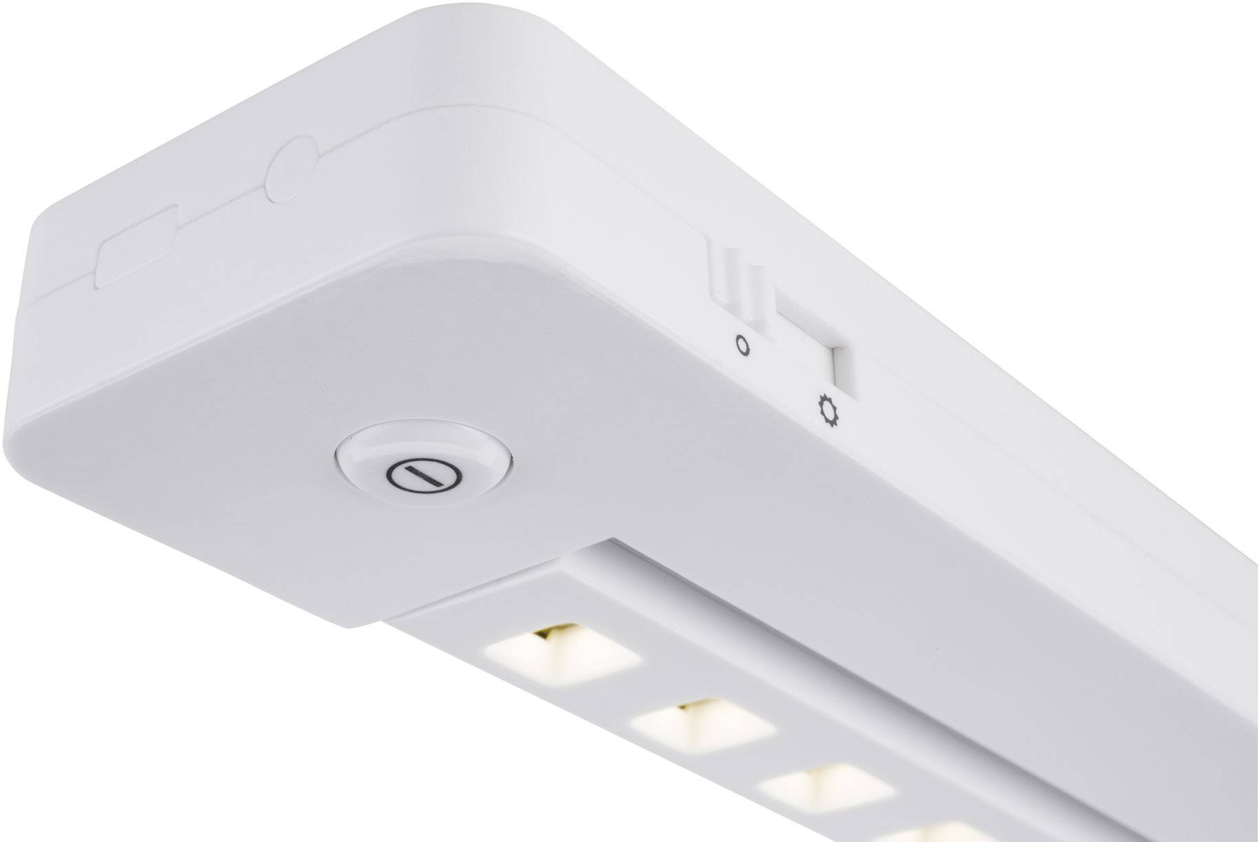 Hvid LED-armatur med kontakt, egnet til loftsmontering. Viser detaljer om belysningsenheden og de integrerede LED'er.