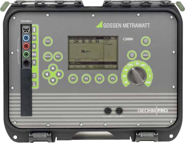 Bærbart måleapparat til bestemmelse af elektriske modstande, med digitalt display og betjeningselementer. Varemærke: Gossen Metrawatt.