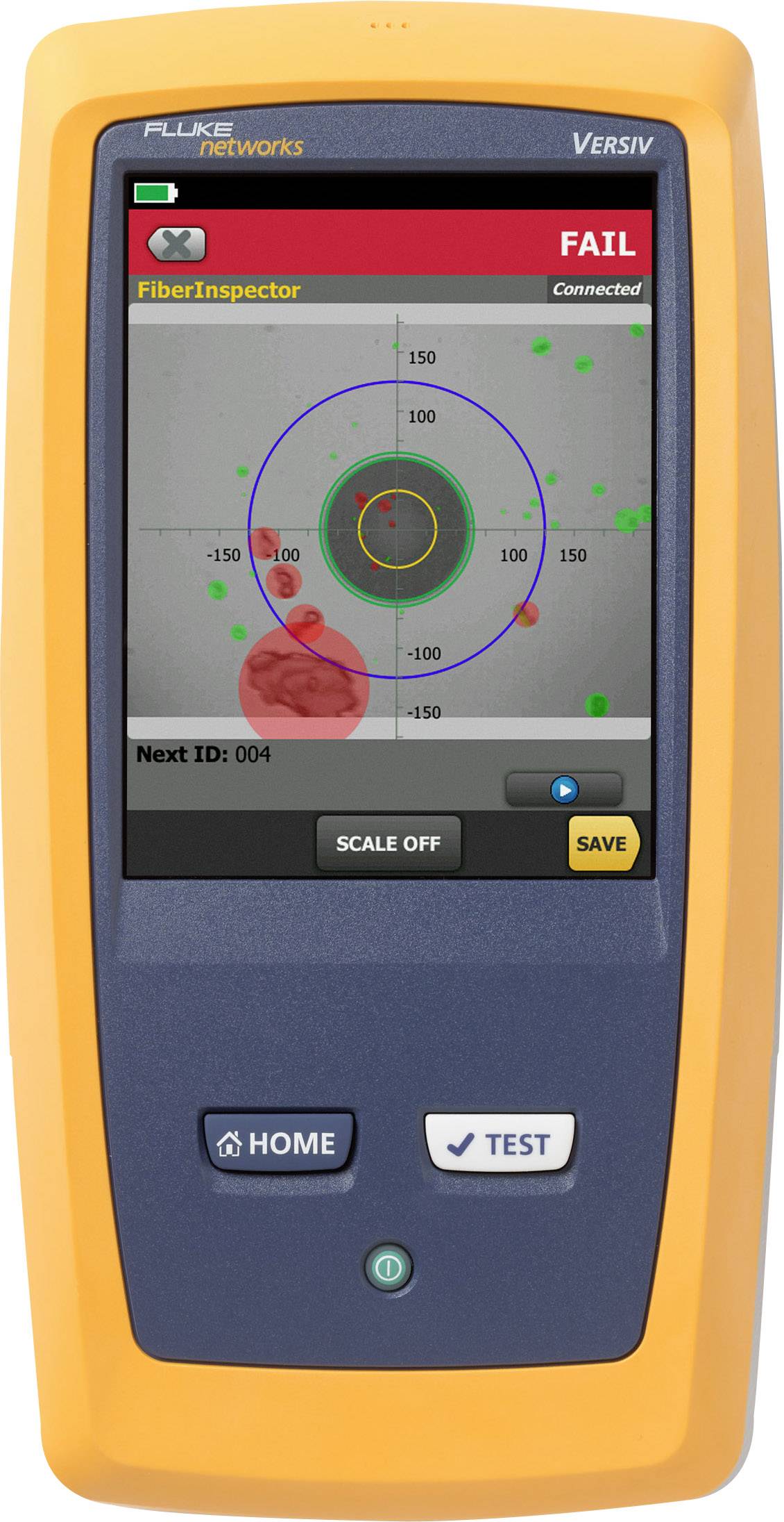 Billedet viser en håndholdt enhed ved navn 'FiberInspector', som viser en teststatus med 'FAIL'. En grafisk diagram er synlig på skærmen.