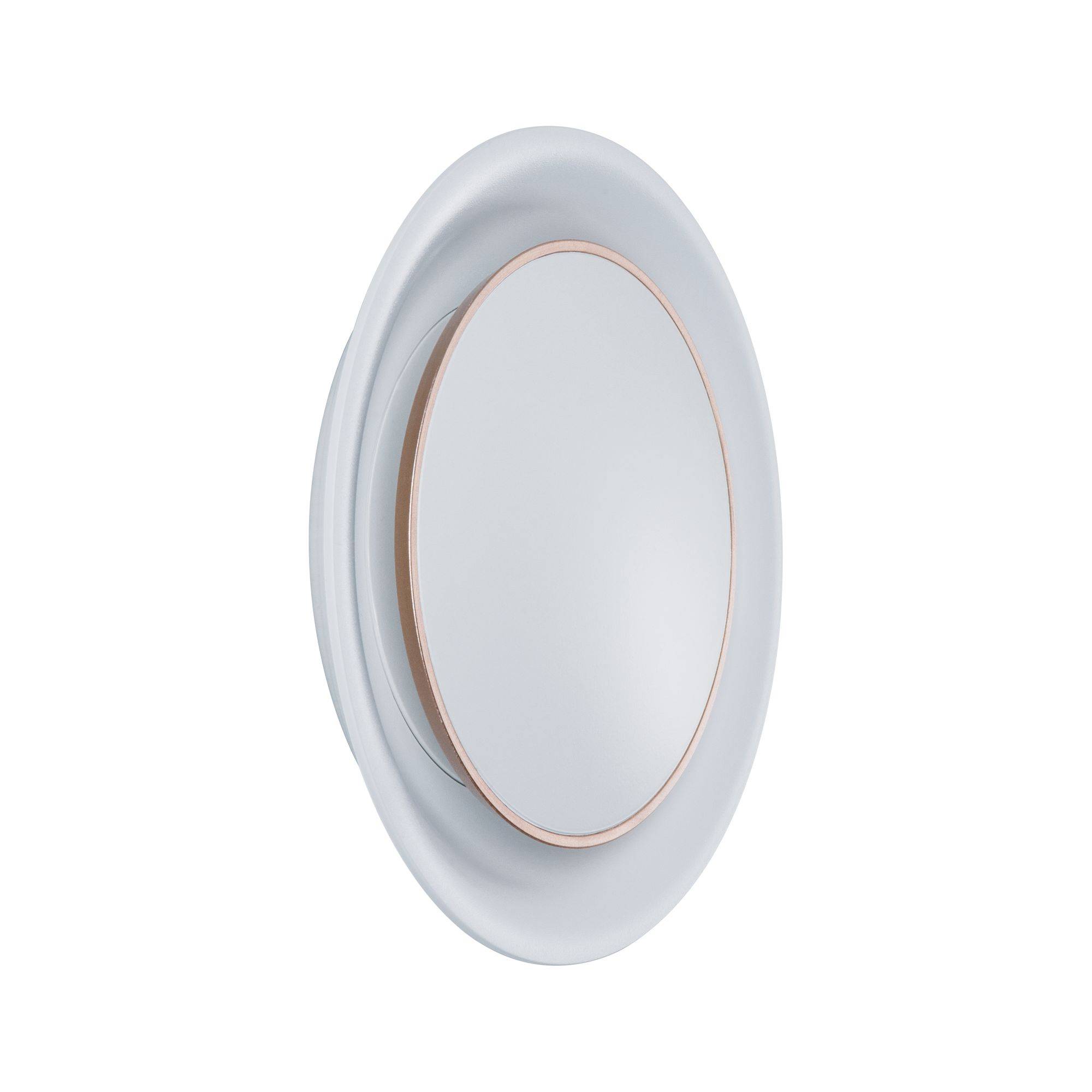 Hvid, oval loftslampe med gylden kant, enkelt og elegant design.