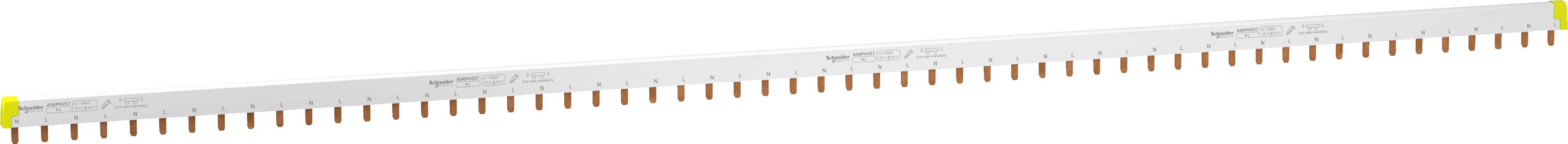 Printplade med talrige kontaktlignende forbindelser langs en kant, formentlig beregnet til elektroniske anvendelser.