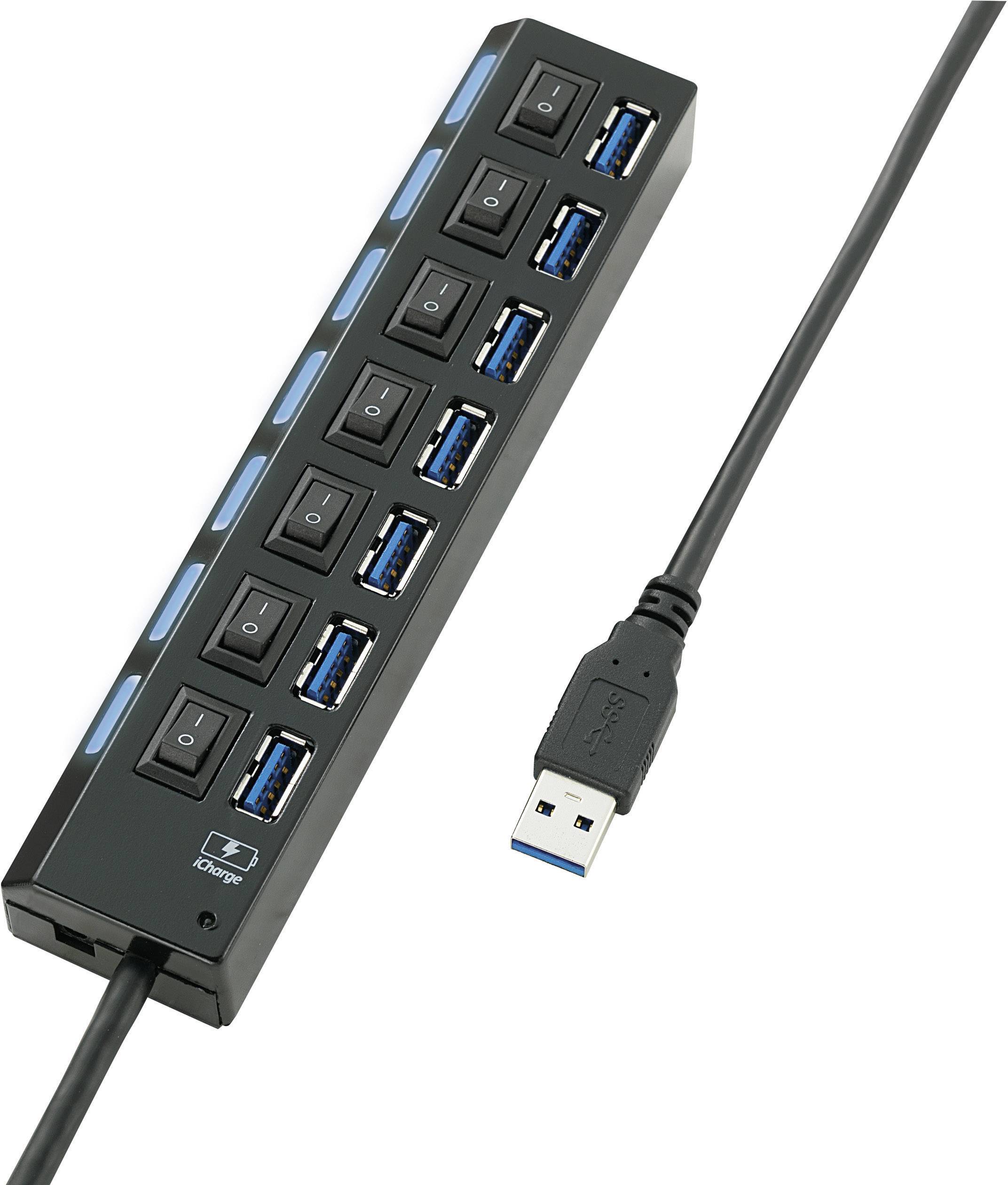 USB-hub med ni porte og tilsluttede kabler. Hver port har sin egen tænd- og slukknap.