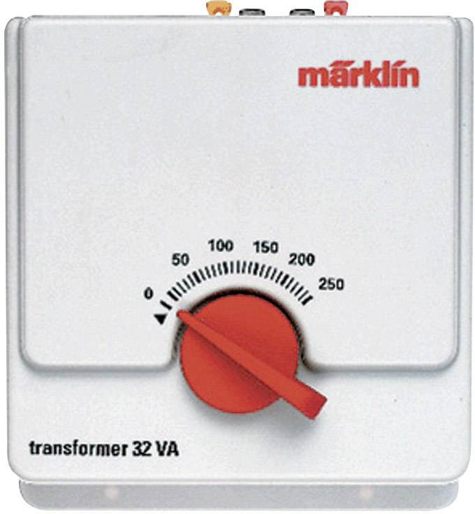 En hvid modeltogtransformator fra Märklin med rød drejeknap og skala fra 0 til 250, med påskriften 'transformer 32 VA' nederst.