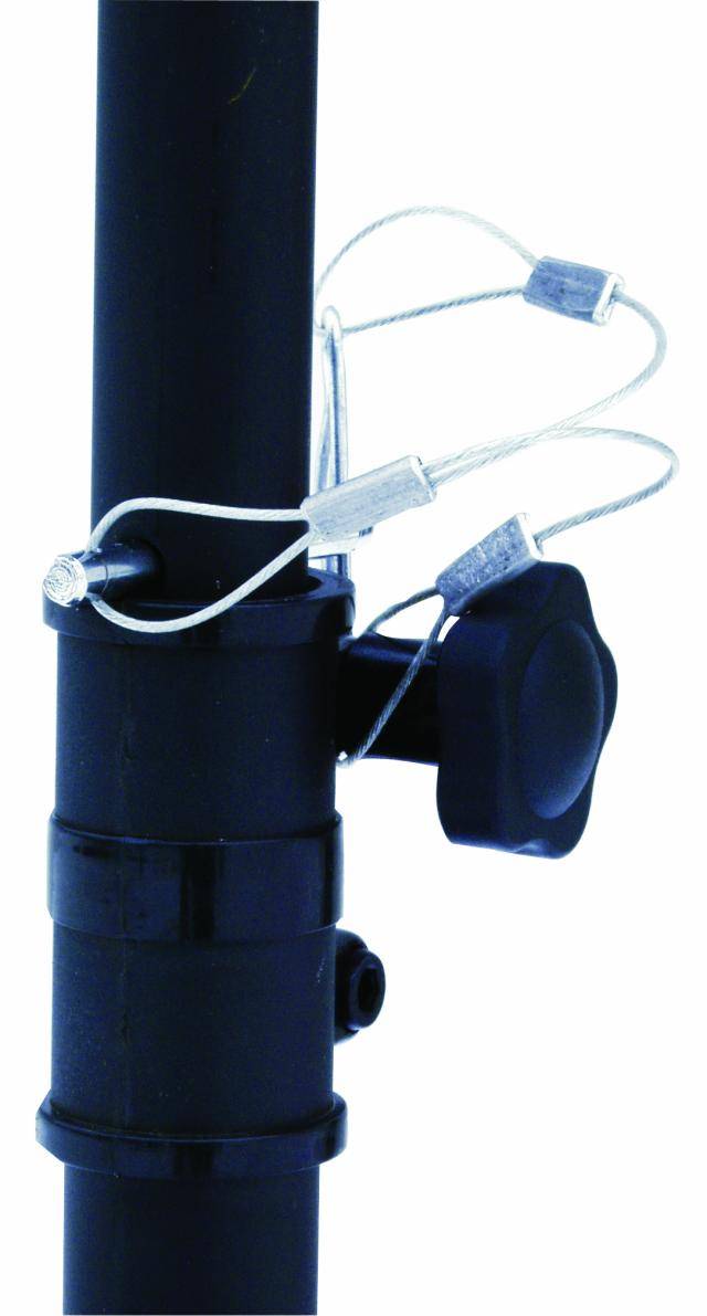 Stativ med håndtag og sikkerhedskabel.