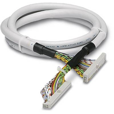 Et gråt, koaksialt kabel med åbne, flerfarvede ledninger i enderne, som bruges i et kontor- eller teknisk miljø.