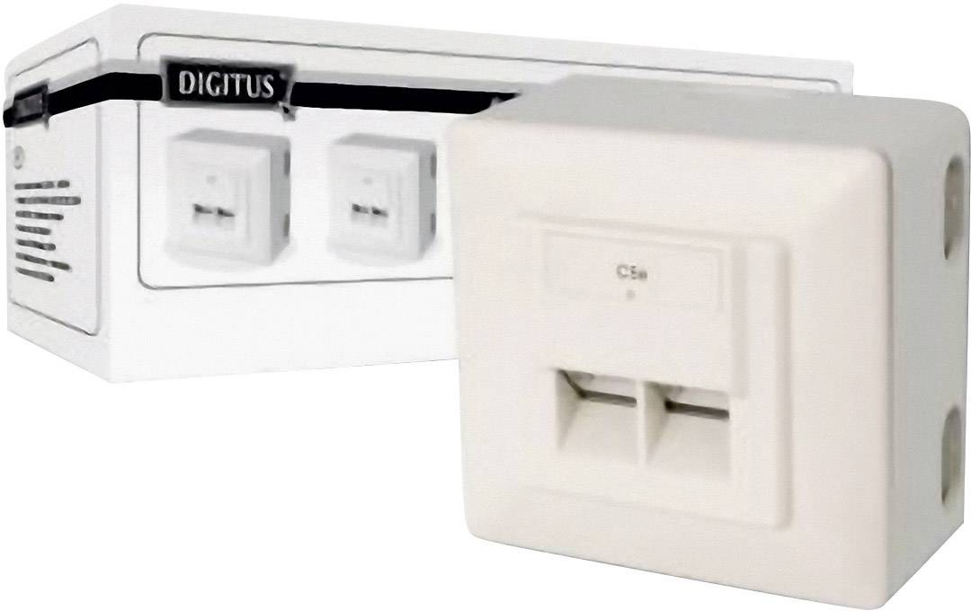 'Digitus' netværksstik i hvid emballage med to Ethernet-porte, egnet til vægmontering i hjemme- eller kontorinstallationer.
