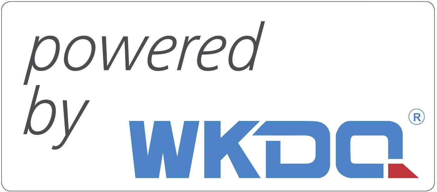 'Drevet af WKDQ' Logo i blå.