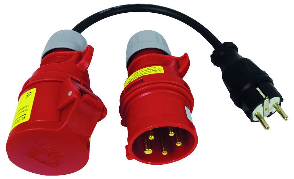 'Rote CEE-Stecker und Kupplung mit Schuko-Adapter an einem kurzen Kabel, geeignet für den Anschluss an Starkstromsysteme.'