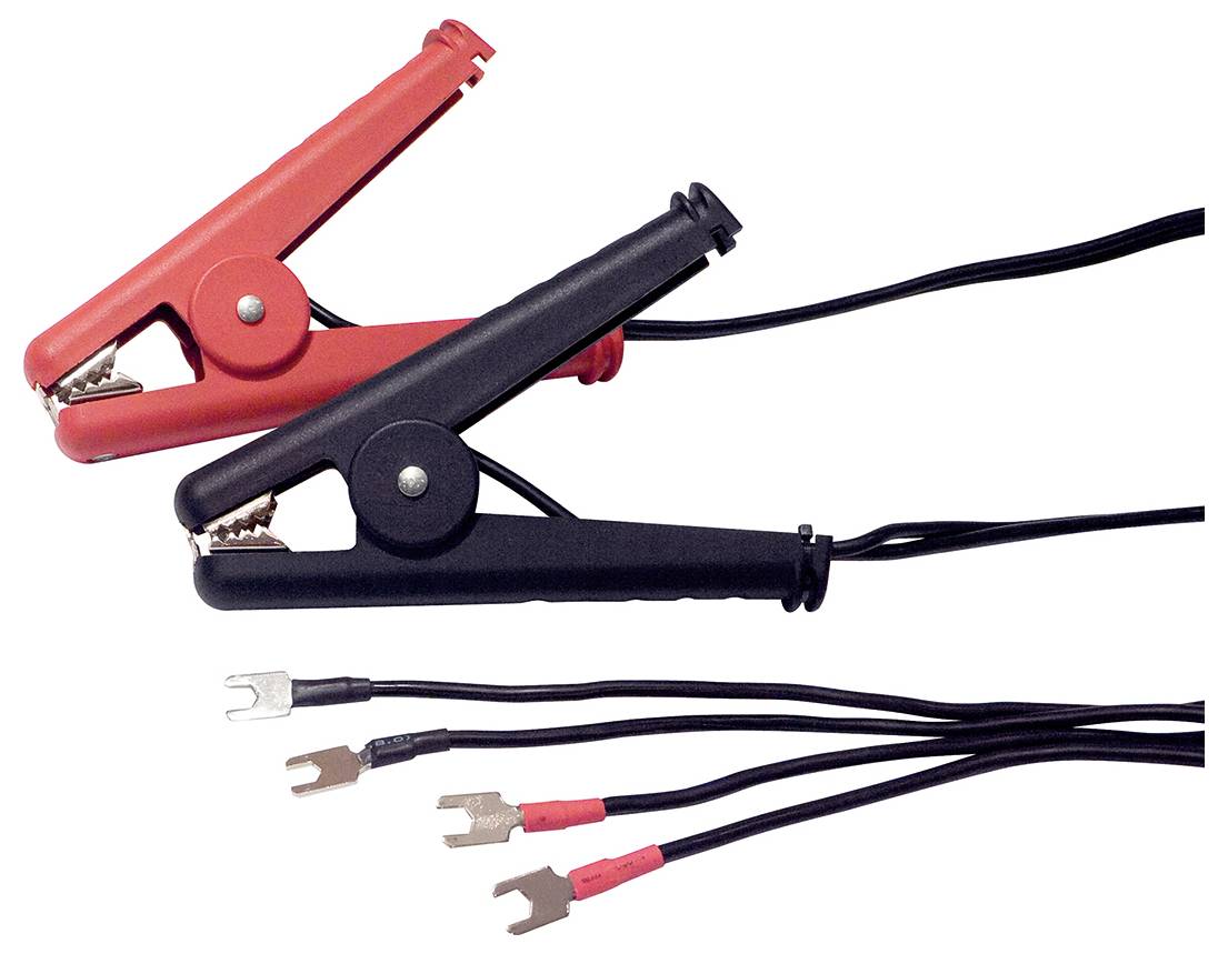 Rotes und schwarzes Starthilfekabel mit Krokodilklemmen und Gabelanschlüssen, verwendet zum Überbrücken von Autobatterien.