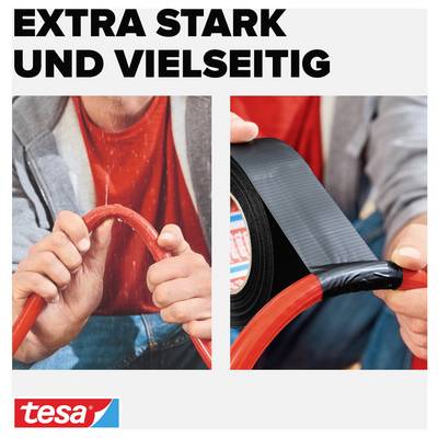 Ein Mann fixiert ein rotes Rohr mit schwarzem Klebeband. Text oben: 'Extra stark und vielseitig'. Logo unten: 'tesa'.