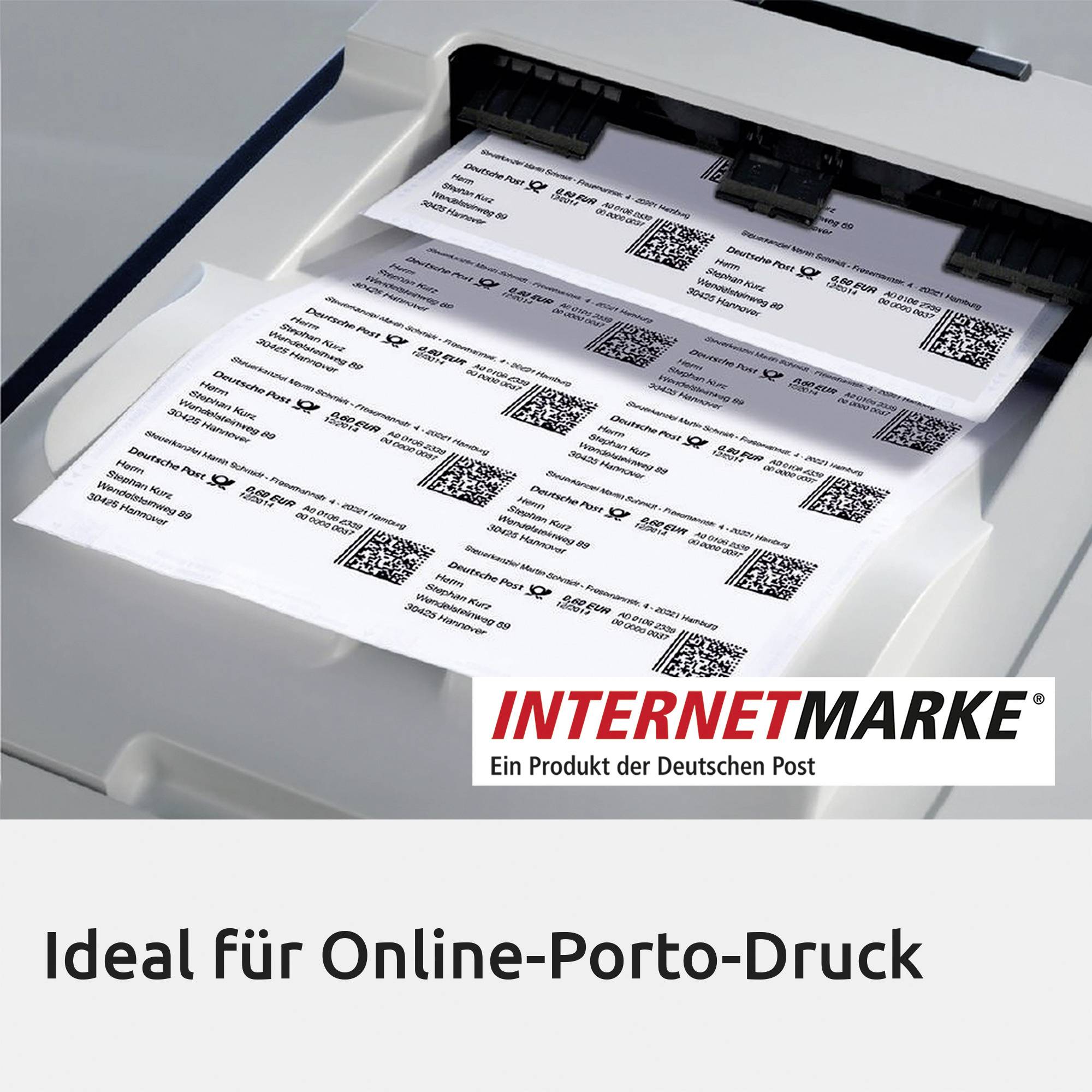 Etiketten mit QR-Codes in einem Drucker. Logo der Deutschen Post mit Text 'Internetmarke'. Text unten: 'Ideal für Online-Porto-Druck'.