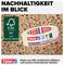 'Nachhaltigkeit im Blick.' Abbildung von Tesa-Klebeband 'Economy' mit FSC-Zertifizierung, umgeben von Holzspänen.