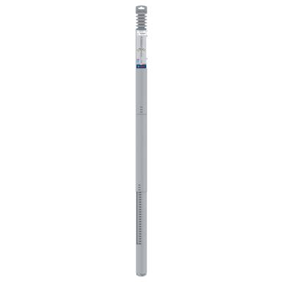 Grauer Mikrofonständer in zylindrischer Form mit oberem Mikrofonkopf und schmalen Gitterschlitzen darunter.