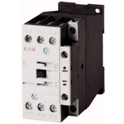 Ein elektrischer Schütz mit mehreren Schraubklemmen, verwendet zur Steuerung von elektrischen Schaltkreisen in industriellen Anwendungen.