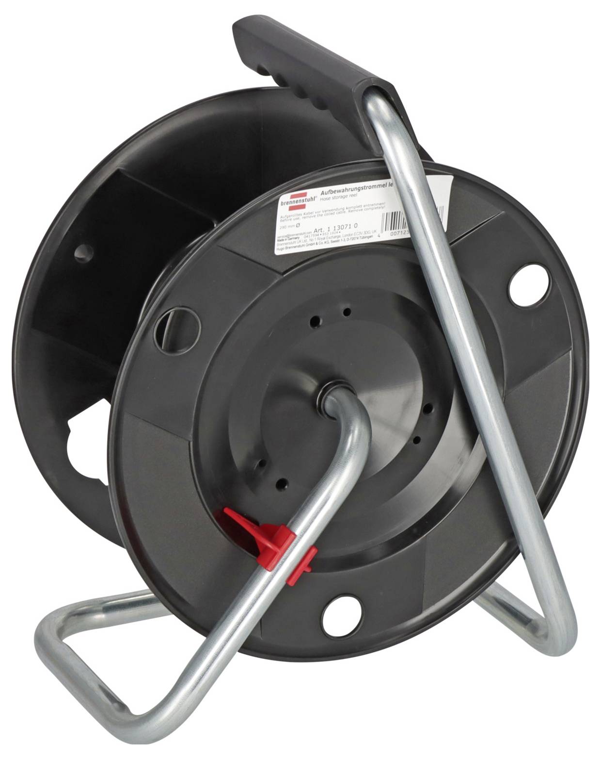 Leere schwarze Kabeltrommel mit Metallrahmen und einem roten Clip, freistehend auf einer weißen Fläche.