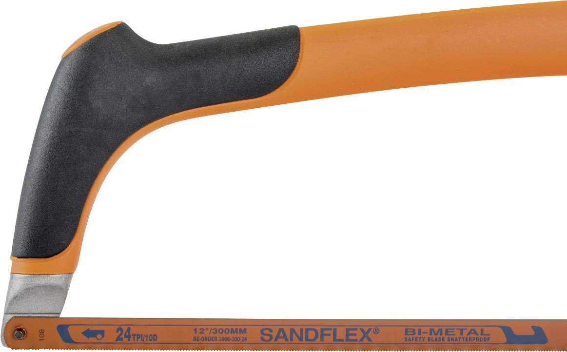 'Bügelsäge mit orange-schwarzem Griff und 12-Zoll-Sandflex-Bi-Metall-Sägeblatt.'
