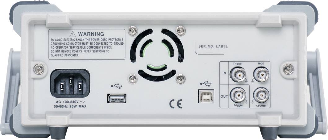 Rückansicht eines elektrischen Geräts mit Stromanschluss, Lüfter, USB-Anschluss, Warnhinweis und mehreren Kabelanschlüssen.