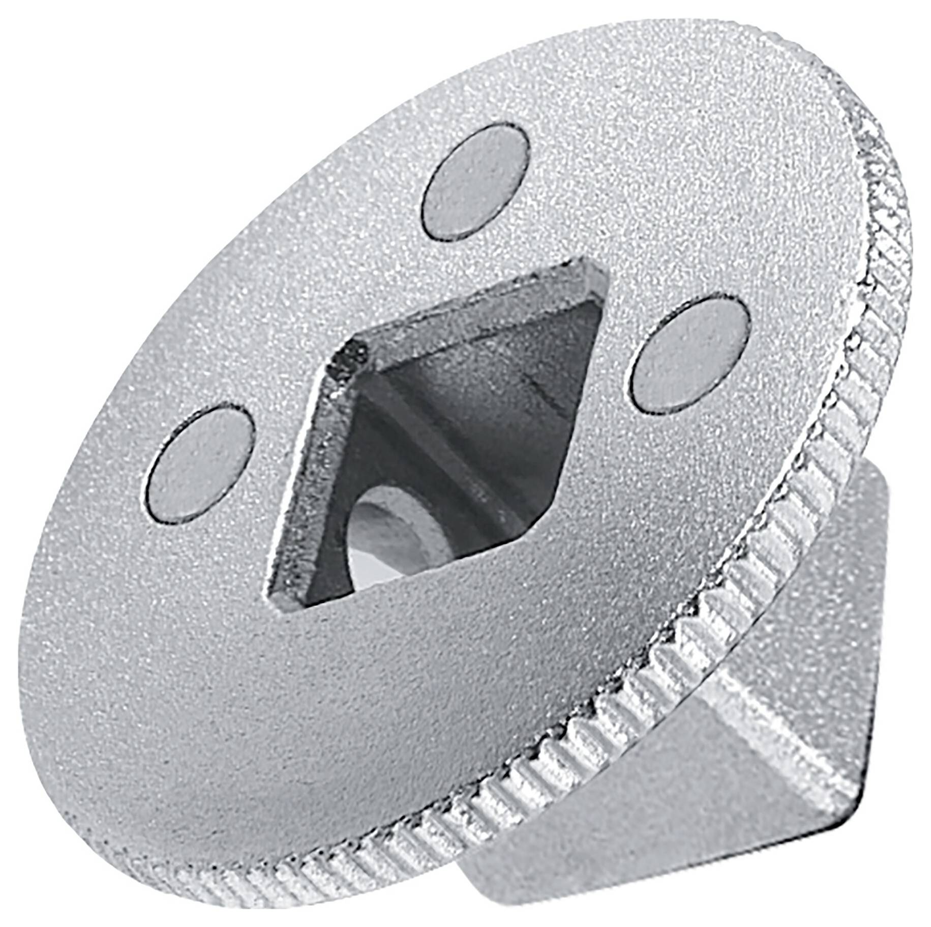 Silberfarbene sechseckige Mutter mit drei kleinen Löchern und gezahntem Rand, verwendet zum Sichern und Befestigen in technischen Anwendungen.