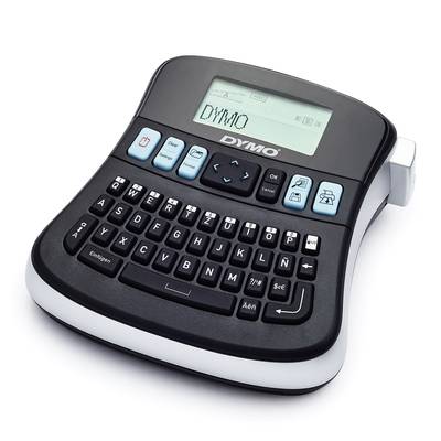 Ein elektronisches Etikettiergerät mit QWERTZ-Tastatur und Display. Das Gerät ist eingeschaltet und zeigt 'DYMO' auf dem Bildschirm.