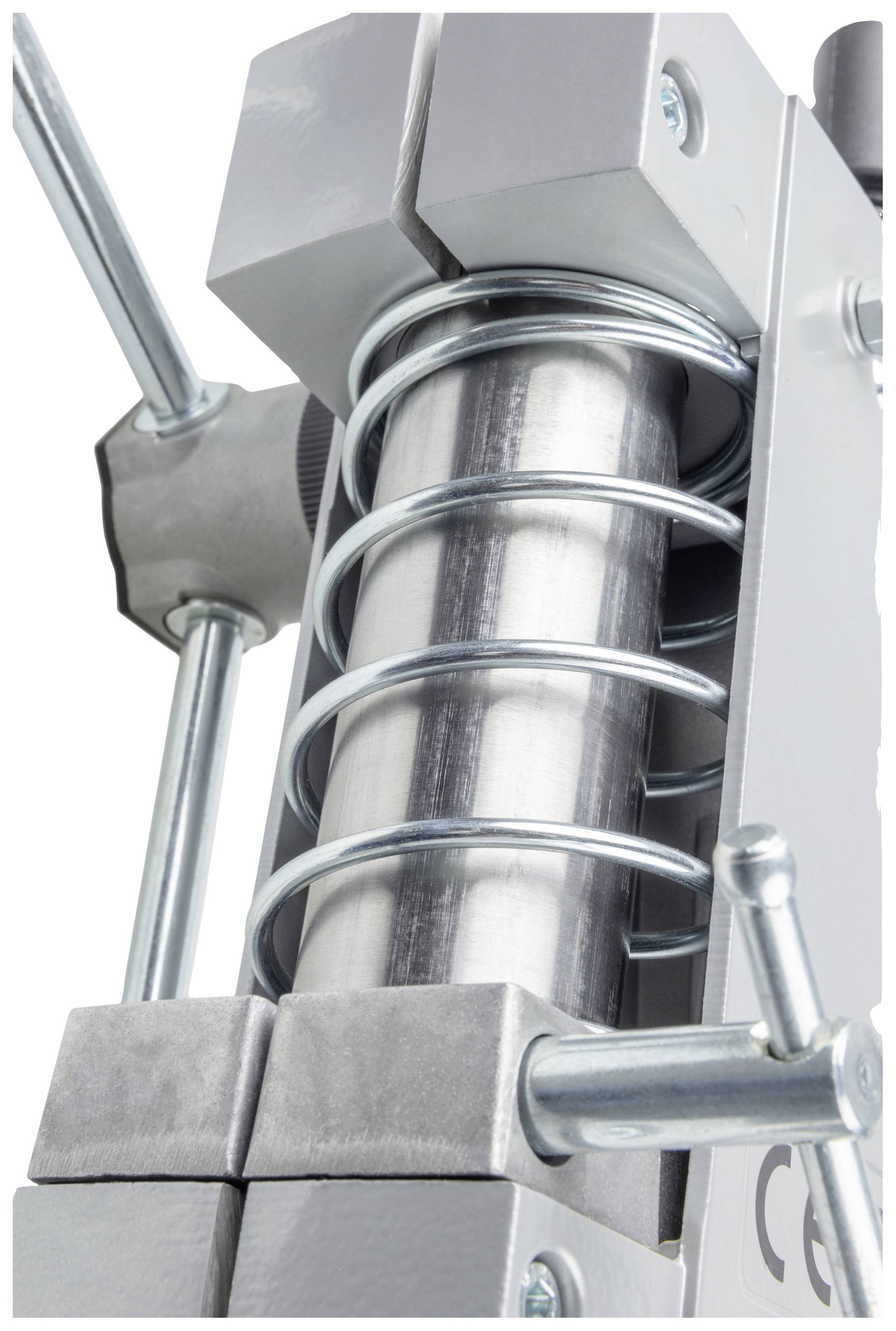 Schraubzwinge mit starkem Federmechanismus, verwendet zum Halten und Klemmen von Materialien beim Arbeiten an Projekten.