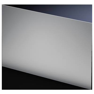 Eine glatte, graue Aluminiumplatte, die diagonal durch das Bild verläuft und die ganze Fläche in zwei kontrastierende Bereiche teilt.