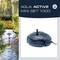 'Aqua Active Mini Set 1.000' - Teichpumpe-Set auf weißem Hintergrund, links mit Wasserfontäne in natürlicher Umgebung.