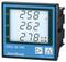 Ein digitales Messgerät zeigt Spannungen: L1 - 258 V, L2 - 262 V, L3 - 278 V. Das Gerät ist ein Janitza UMG 96 RM Power Analyser.