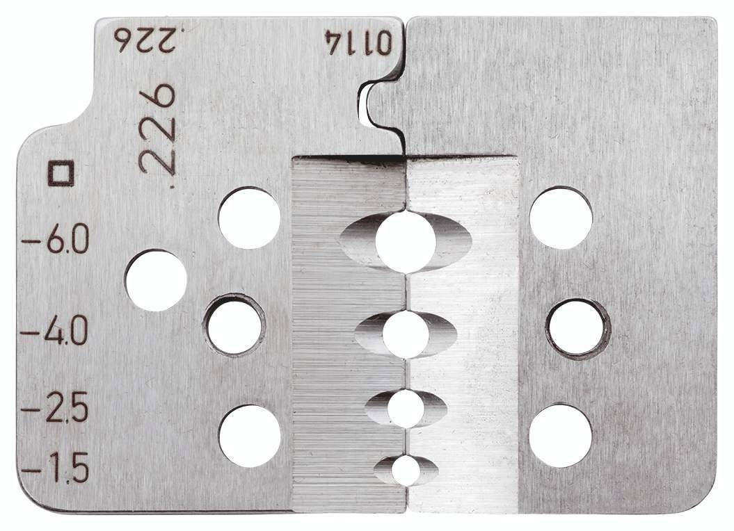 Ein Messschieber mit Löchern und Markierungen zur Bestimmung von Materialdicken in Millimetern, skaliert von 1,5 bis 6,0 mm.