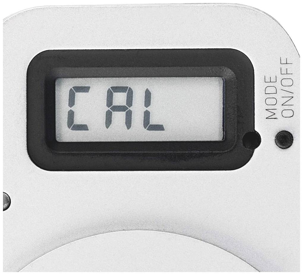 Elektronisches Gerät zeigt 'CAL' auf einem Display an, darunter Schalter mit Beschriftung 'MODE ON/OFF'.