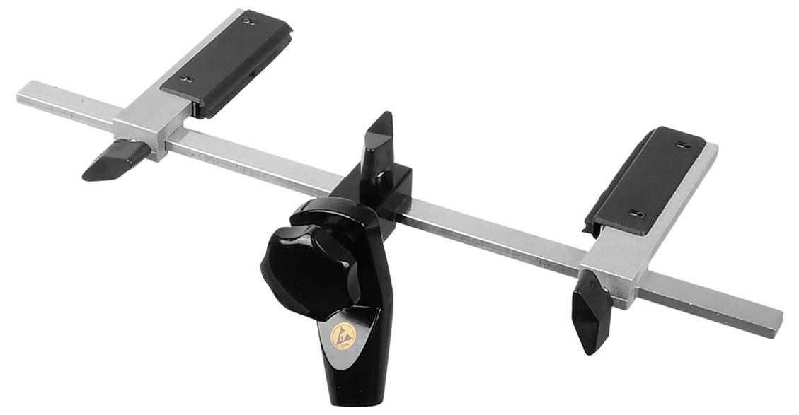 Verstellbare Fahrradlenkervorbau mit einer Schnellspannklemme, in gesperrter Position dargestellt, geeignet für individuelle Anpassung an Fahrrädern.