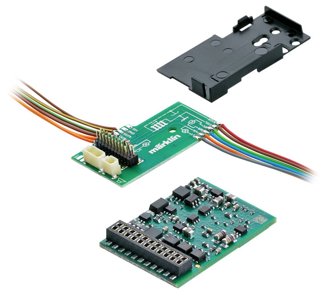 Elektronikplatine mit bunten Kabeln und Anschlüssen. Platine trägt den Text 'märklin'. Oben ist eine schwarze Kunststoffhalterung.