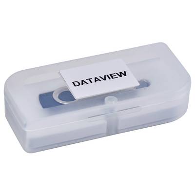 Ein USB-Stick mit der Aufschrift 'DATAVIEW' liegt in einer transparenten Kunststoffbox.