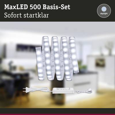 'MaxLED 500 Basis-Set', LED-Lichtstreifen und Netzteil vor unscharfem Wohnambiente. Text: 'Sofort startklar', 'daylight'.
