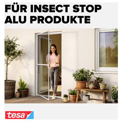 Werbeanzeige für tesa: Frau steht in offener Terrassentür; Text 'FÜR INSECT STOP ALU PRODUKTE' bewirbt Insektenschutz für Aluprofile.