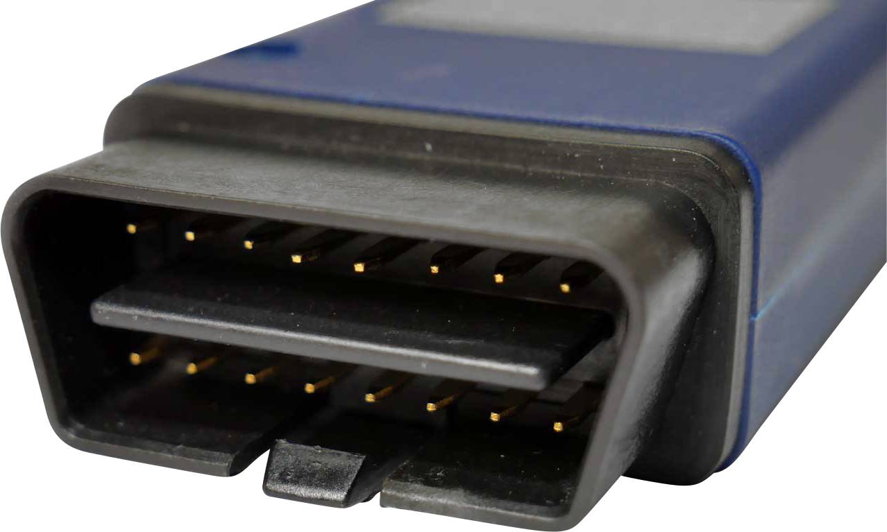 Nahaufnahme eines elektronischen Steckverbinders, zeigt Metallkontakte in einem rechteckigen Gehäuse.