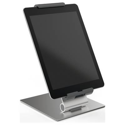 Ein Tablet auf einem Ständer, das in einem Winkel aufgerichtet ist. Der Ständer hat eine stabile Basis und klemmt das Tablet oben und unten.