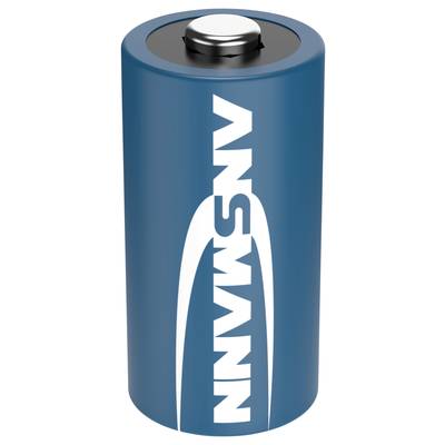 Eine blaue Batterie mit der Aufschrift 'ANSMANN' in weißen Buchstaben, stehend mit positivem Pol nach oben.