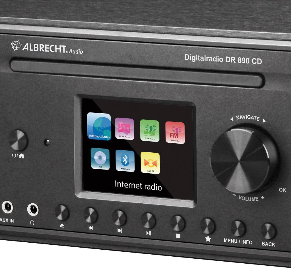 Ein schwarzes Digitalradio mit Bildschirm zeigt Symbole für 'Internet Radio', 'MP3-Player', 'CD-Player', 'USB', 'FM-Radio'. Rechts ein großer Lautstärkeregler.