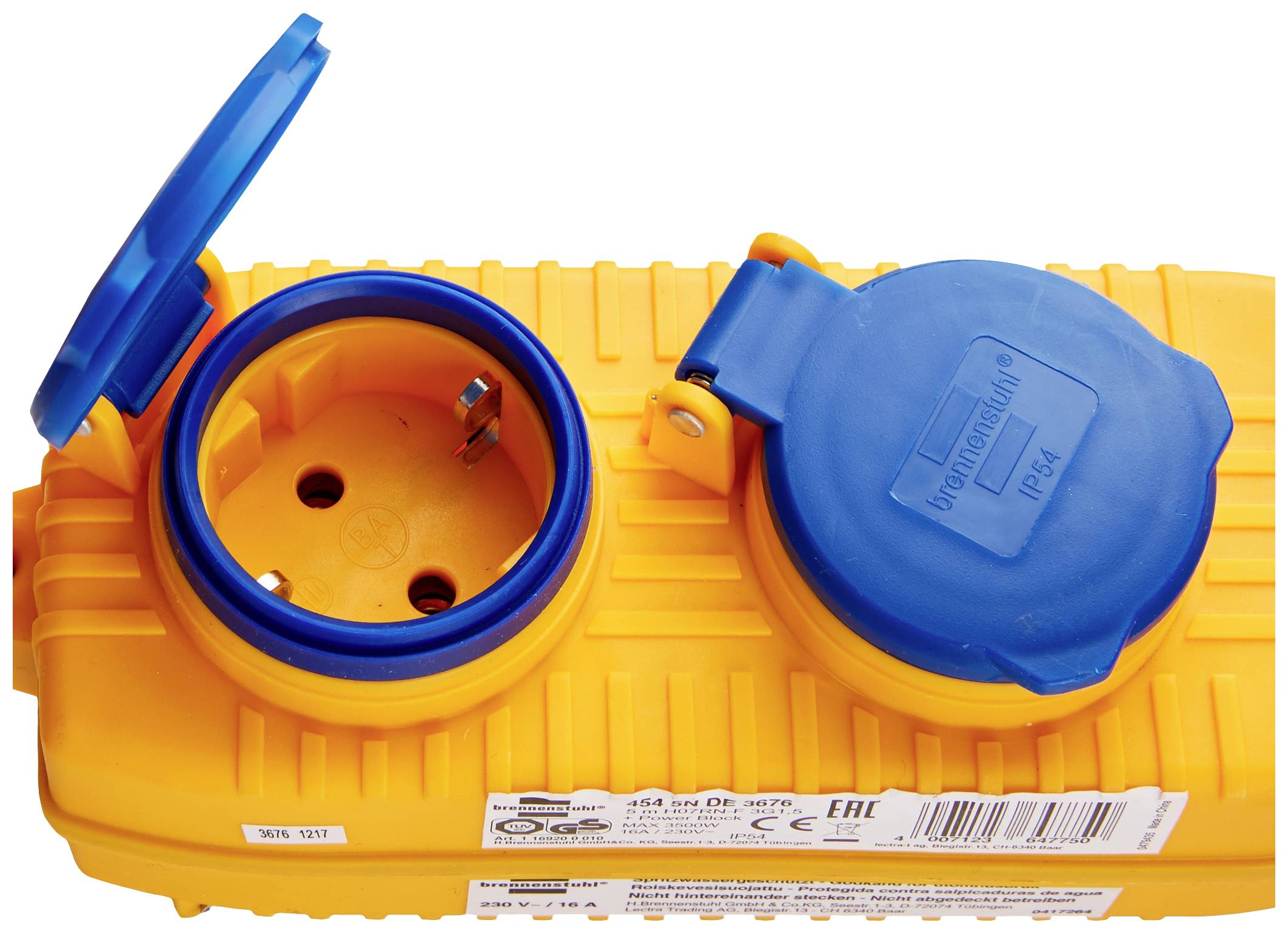 Zwei blaue Schutzkontakt-Steckdosen auf einem gelben, rechteckigen Gehäuse mit offenen Deckeln.