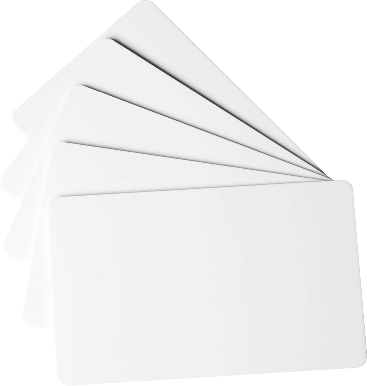 Stapel von leeren weißen Karten oder Papierbogen fächerförmig auf weißem Hintergrund angeordnet.
