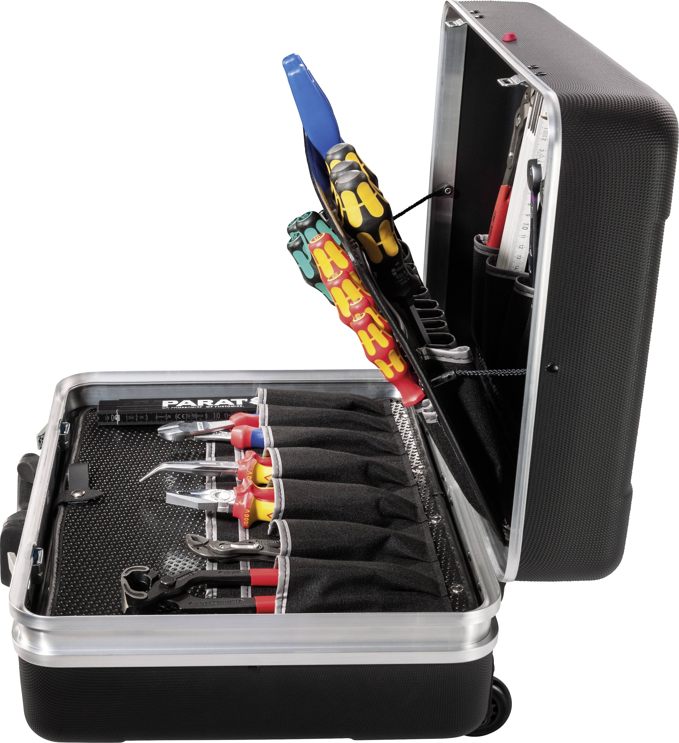 Ein geöffneter Werkzeugkoffer mit verschiedenen handgehaltenen Werkzeugen wie Schraubenziehern, Zangen und Spannmessern.