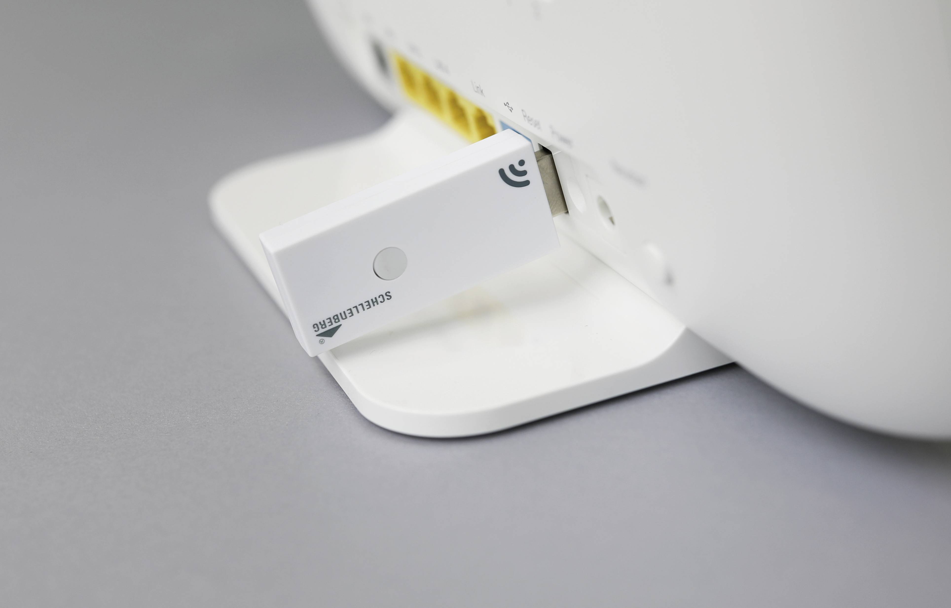 Schellenberg 21009 Magenta SmartHome Stick10.000 W-2