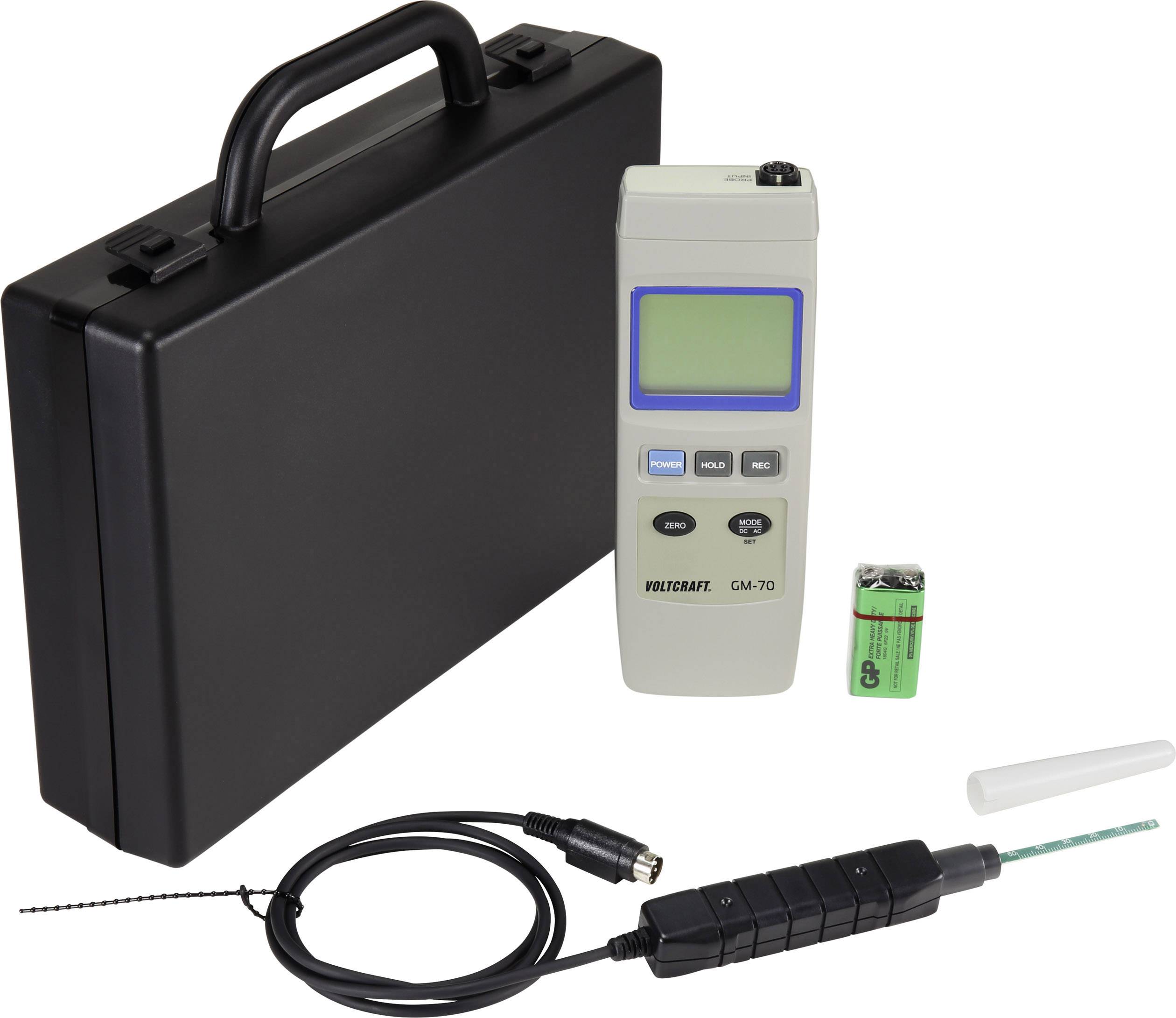 Feuchtemessgerät-Set mit Tragetasche, digitalem Messgerät, Sonde, Batterie und Schutzkappe für präzise Feuchtigkeitsermittlung.