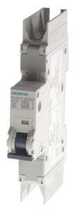Ein Siemens-Leistungsschalter in seitlicher Ansicht, grau mit schwarzem Schalterhebel, zur Stromkreisunterbrechung und Sicherheit.
