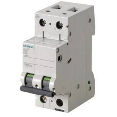 Ein zweipoliger Leitungsschutzschalter der Marke Siemens, Modell 5SL4318. Schützt elektrische Schaltkreise vor Überlast und Kurzschluss.